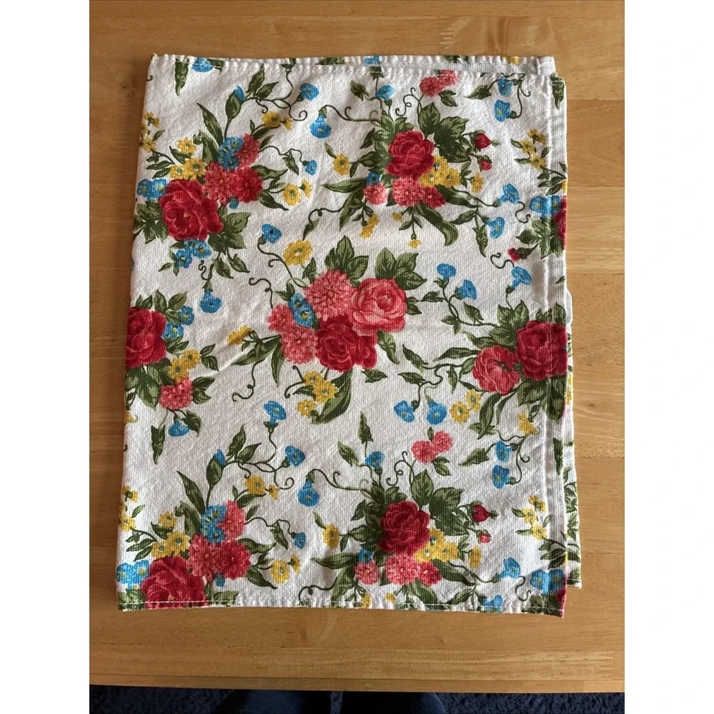 PIONEER woman dishtowels